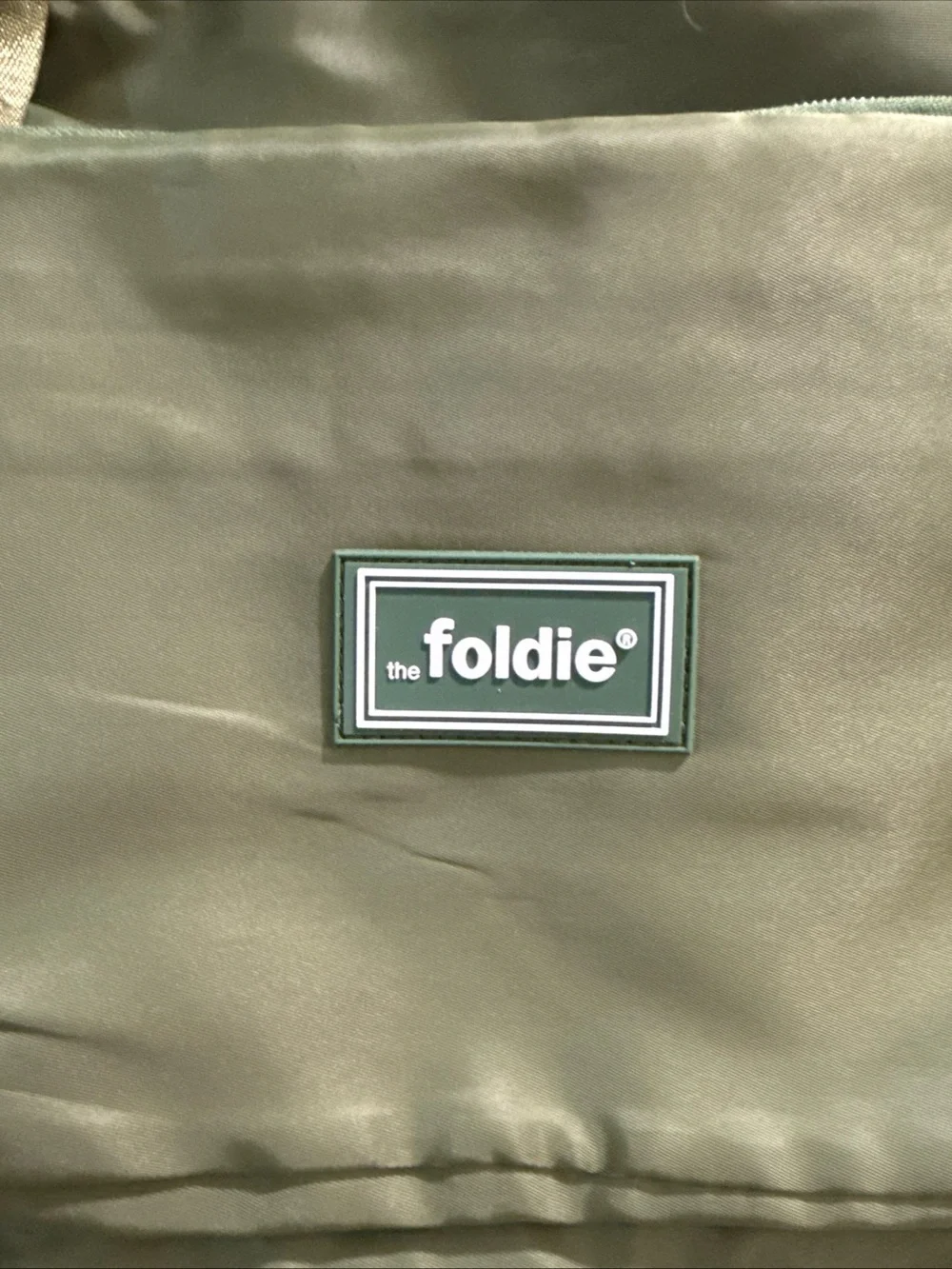 Foldie Olive Green Men’s Duffel Bag with Multiple Compartments